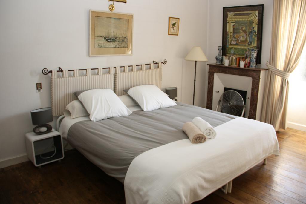 Bed and Breakfast Domaine Labattut Saint-Astier  Номер фото