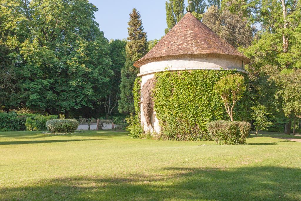 Bed and Breakfast Domaine Labattut Saint-Astier  Экстерьер фото